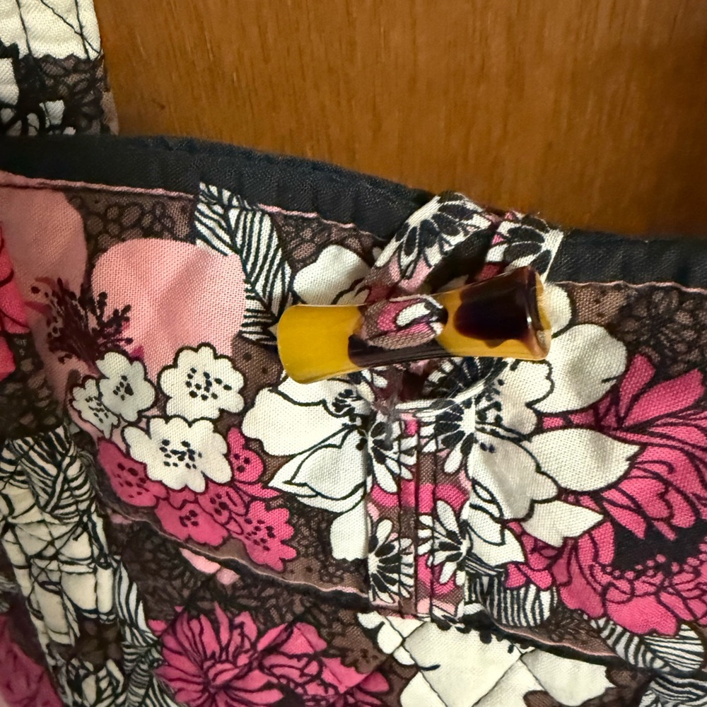 Vera Bradley Mocha Rouge Large Toggle Tote - Picture 5 of 10